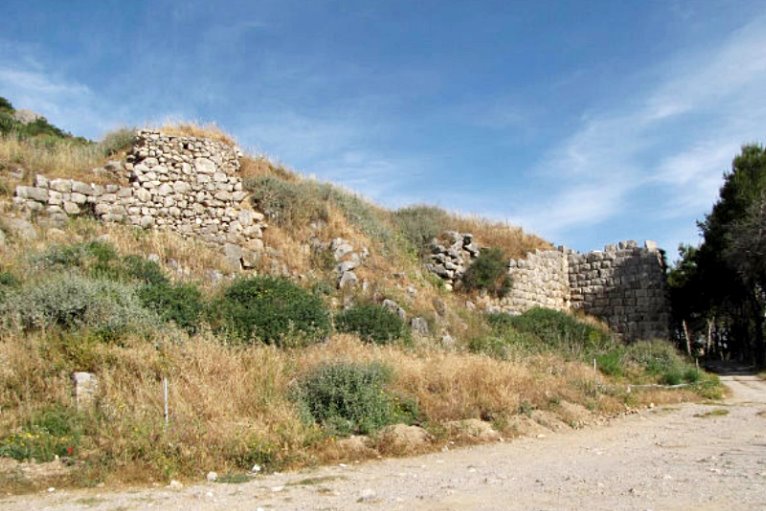 Acropolis of Asini